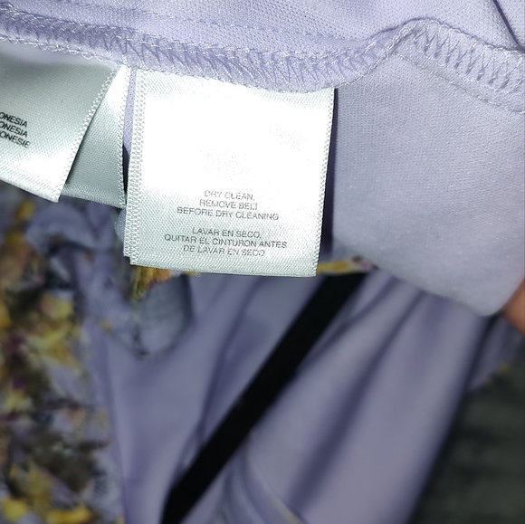 Black Label by Evan-Picone March Lilac Multi Sleeveless Shift Dress Size 18 - Picture 3 of 3